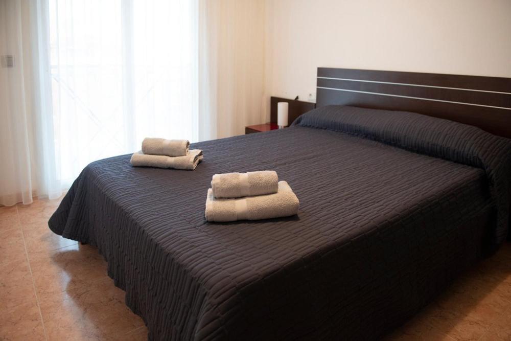 Apartament Санта Сузана Екстериор снимка