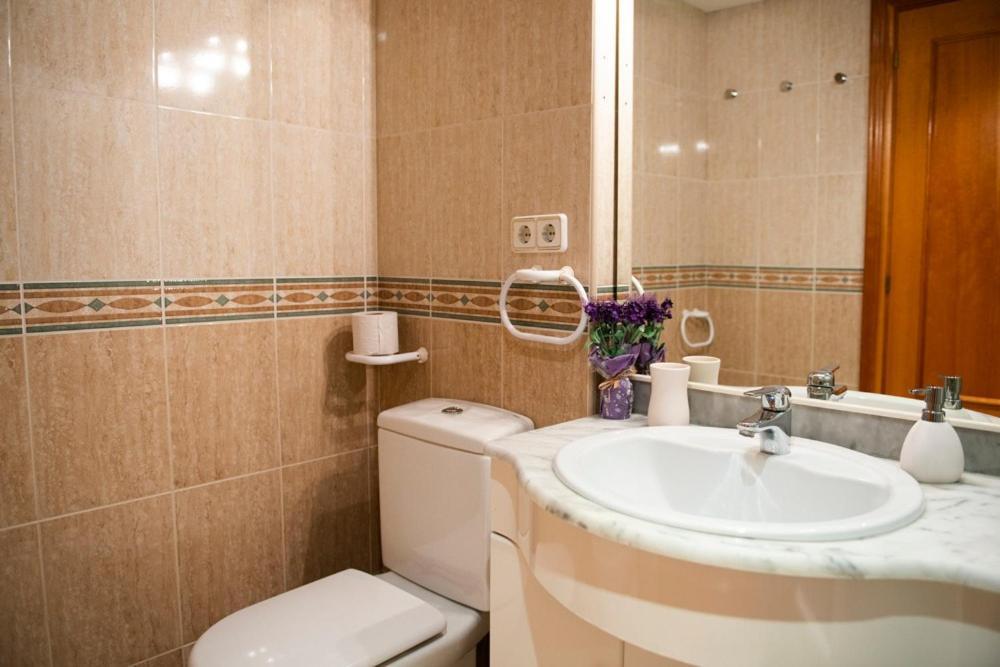 Apartament Санта Сузана Екстериор снимка